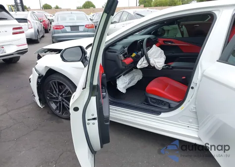 2025 Toyota Camry Xse from USA, damaged, VIN 4T1DAACK1SU106837